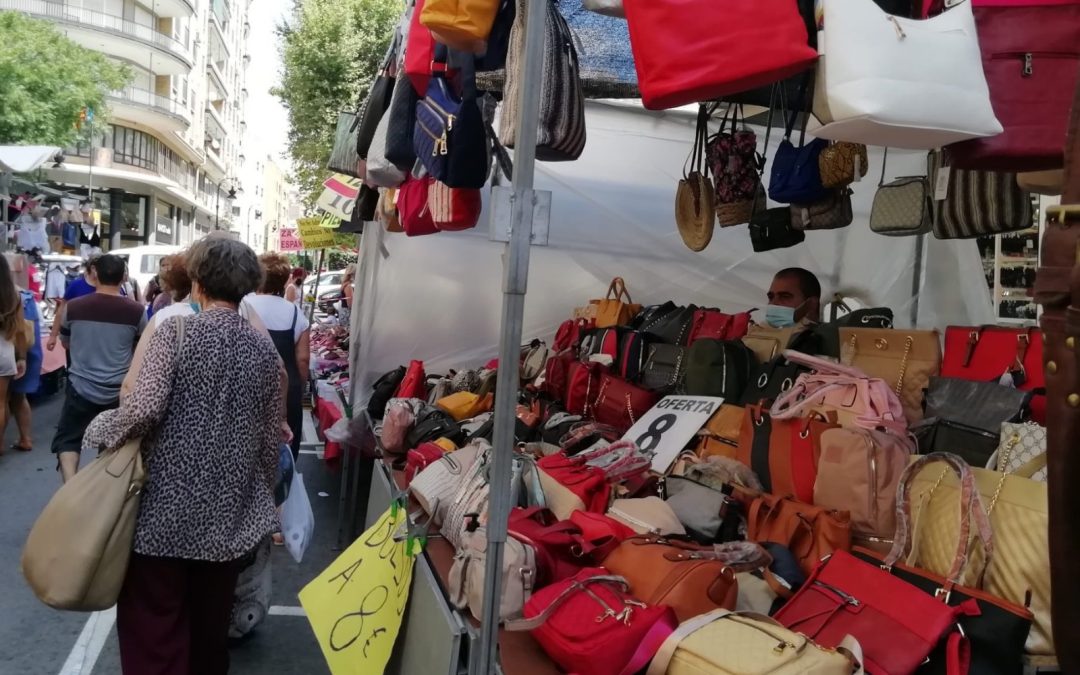 El Ayuntamiento de València suspende cuatro mercados extraordinarios con motivo de las Fallas