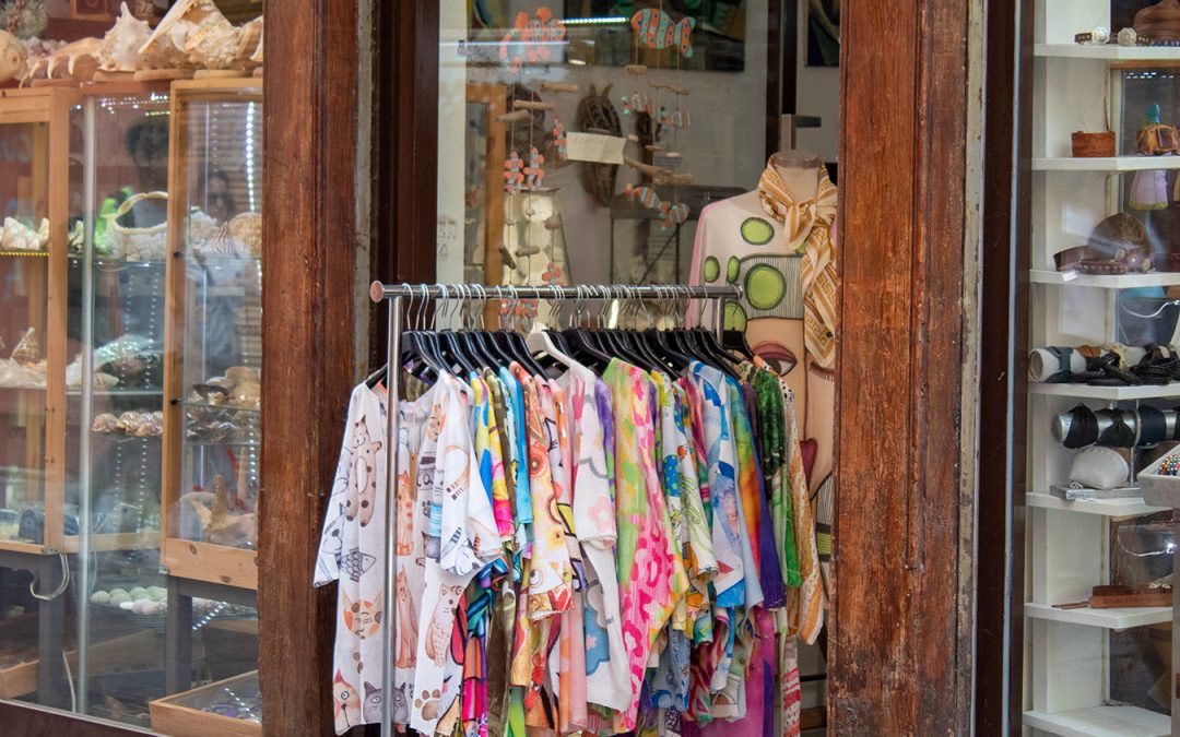 Descubre los mejores barrios de Valencia para ir de compras de moda